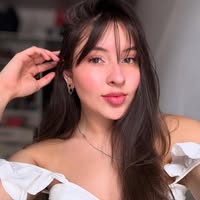 <em>Maria Isabela L.</em>
